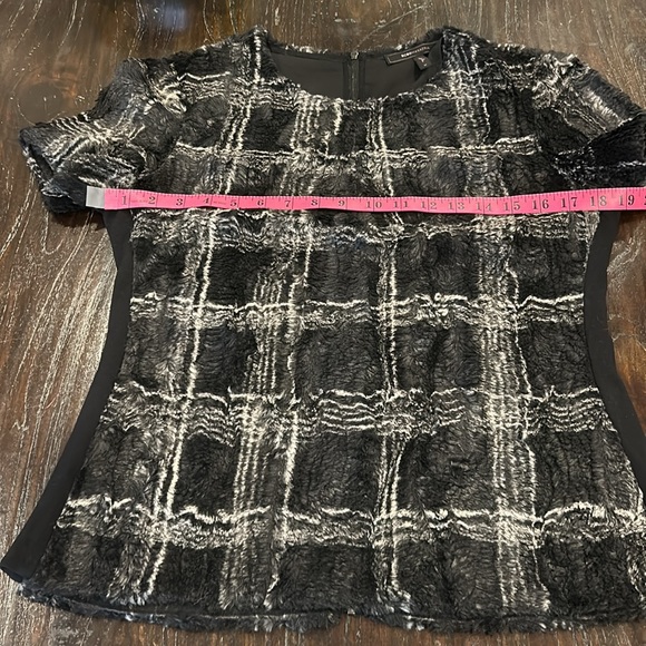 Plaid BCBG Black and Cream Women's Short Sleeved Top - Picture 9 of 9